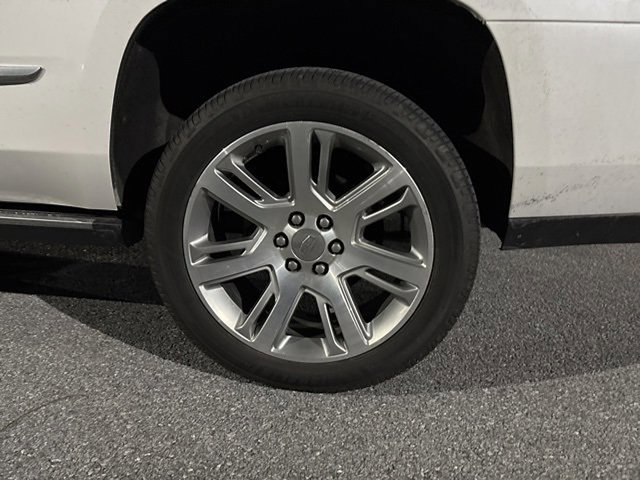 Used 2017 Cadillac Escalade Premium Luxury image 11