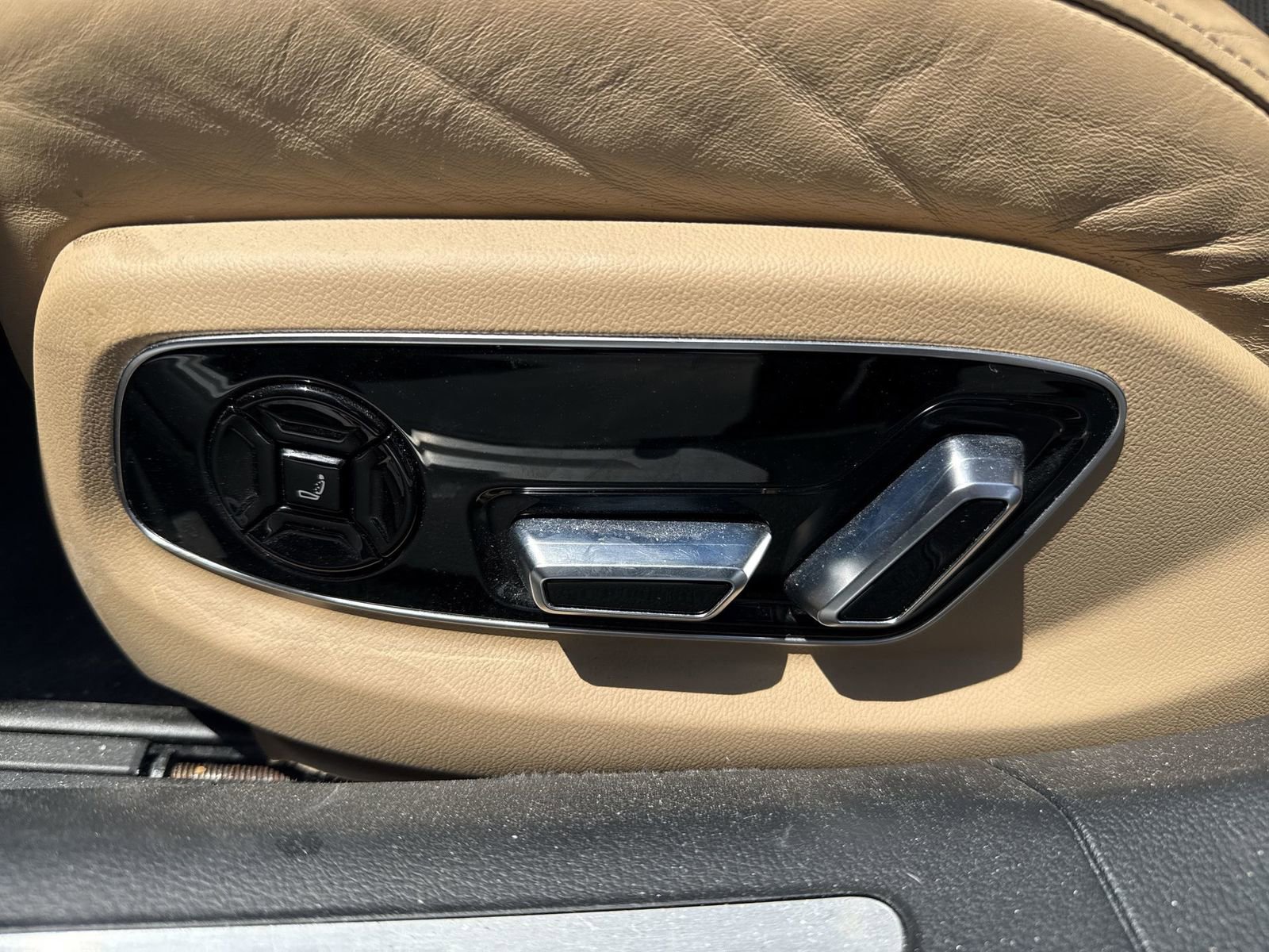 Used 2019 Audi A8 L 3.0T w/ Luxury Package AWD/4WD image 14
