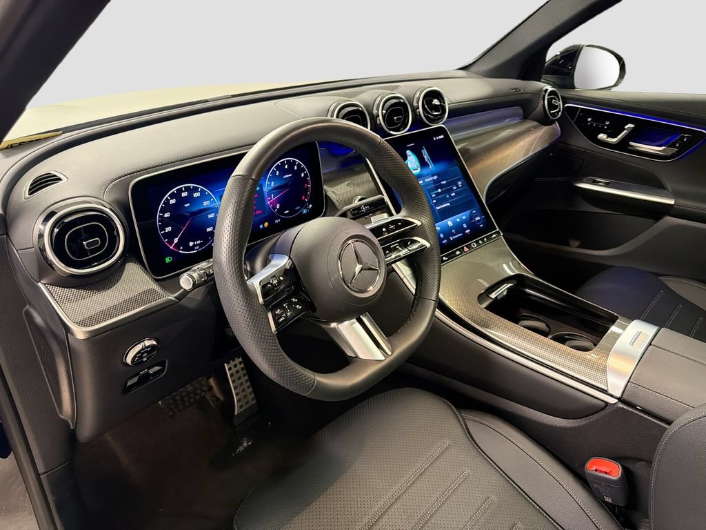 Certified 2026 Mercedes-Benz GLC 300 image 4