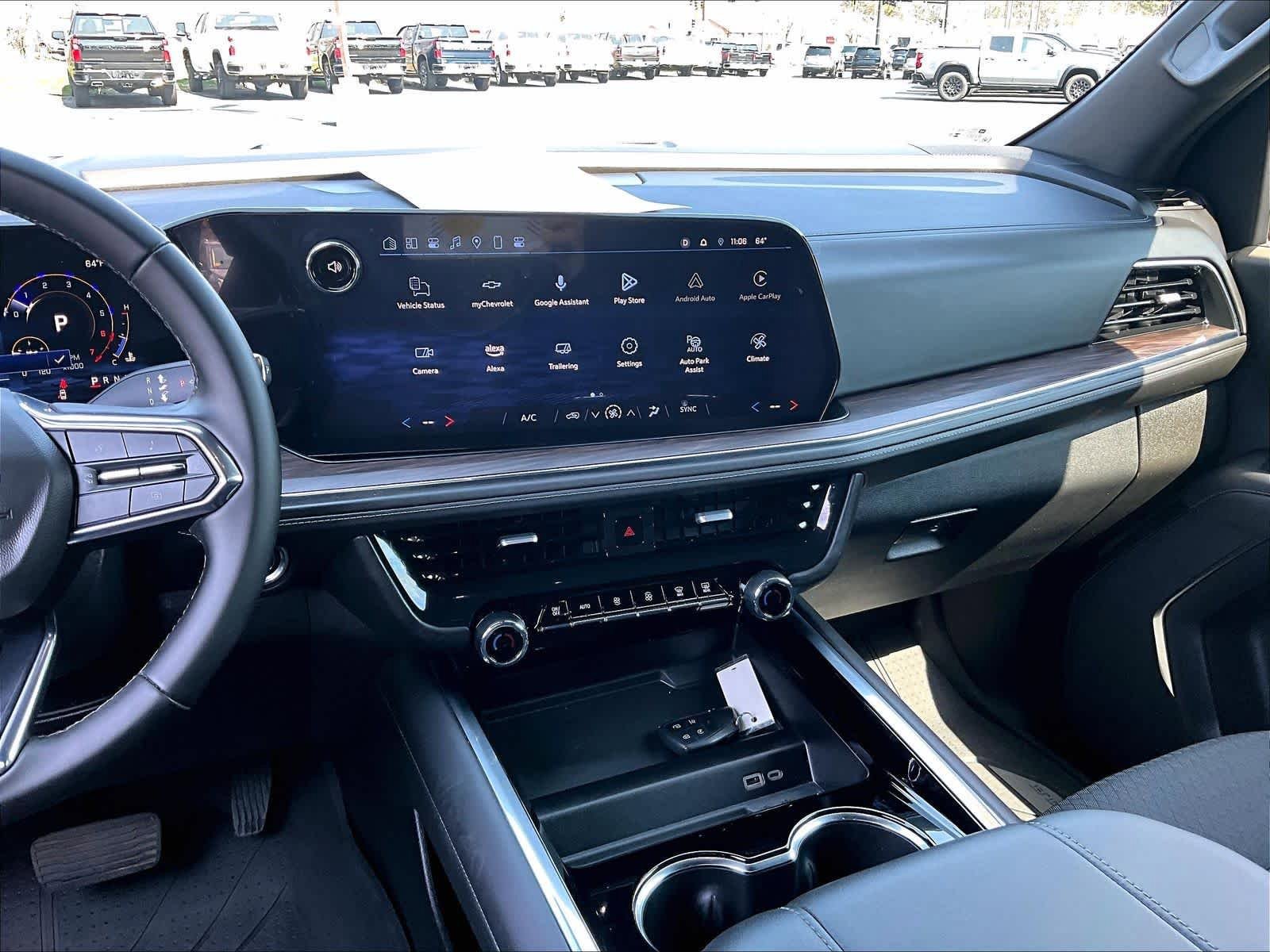 Used 2025 Chevrolet Tahoe LS image 18