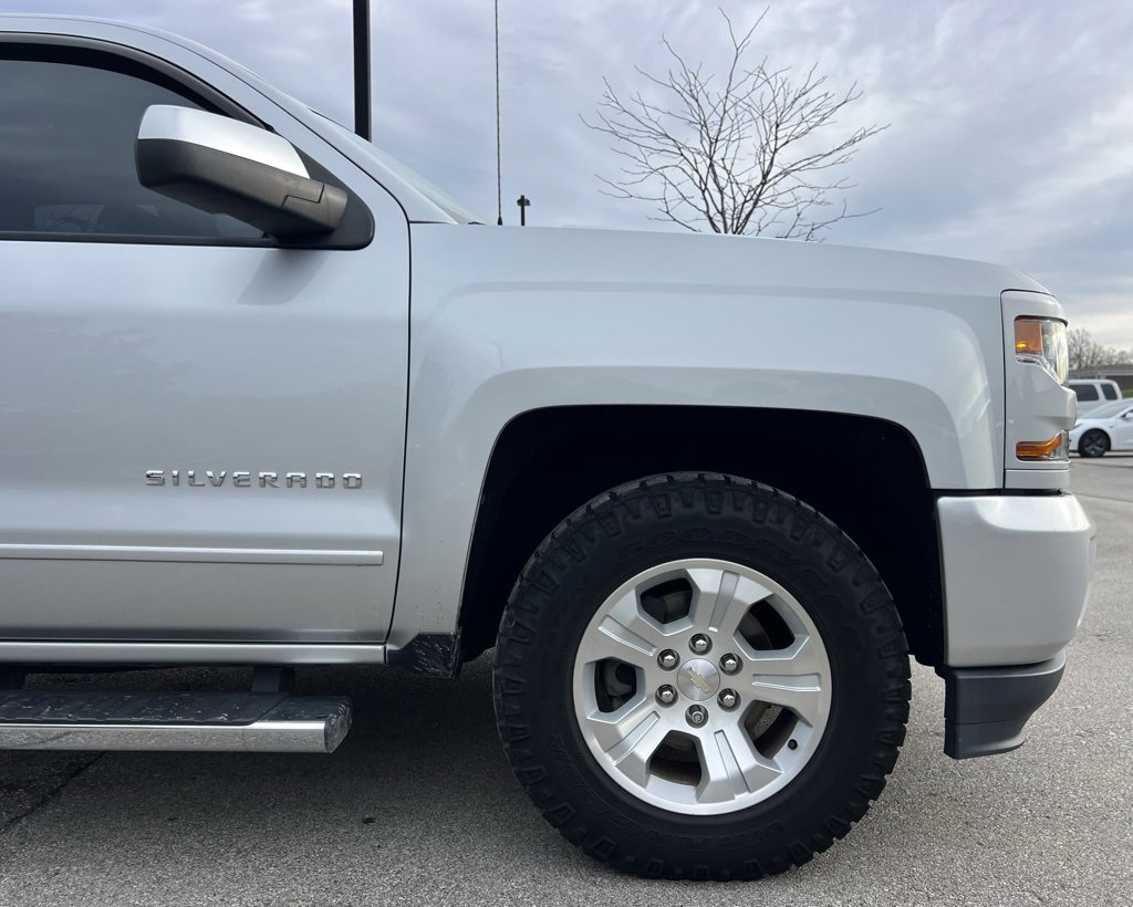 Used 2018 Chevrolet Silverado 1500 LT w/ All Star Edition image 75