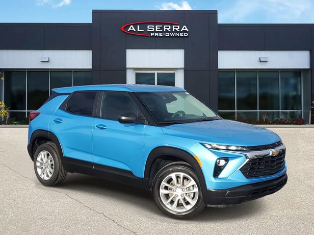 Certified 2025 Chevrolet TrailBlazer LS w/ LS Convenience Package AWD/4WD image 1