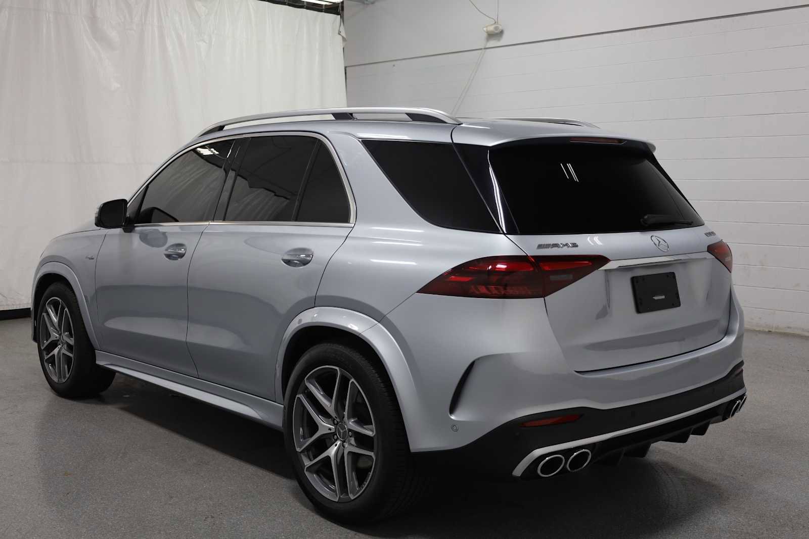 Used 2025 Mercedes-Benz GLE 53 AMG 4MATIC image 3