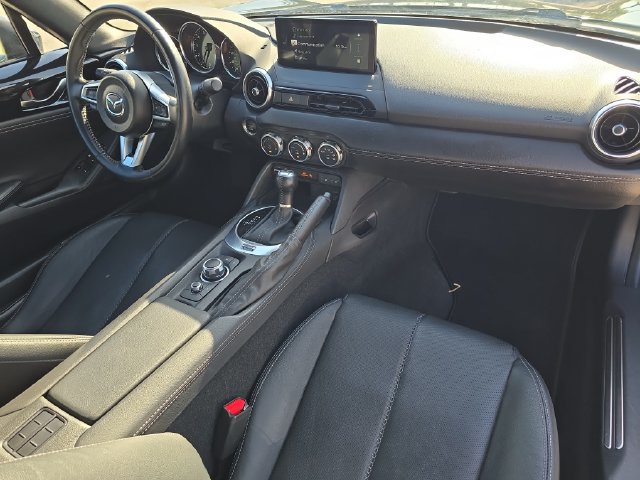 Used 2025 MAZDA MX-5 Miata RF Grand Touring RWD image 11