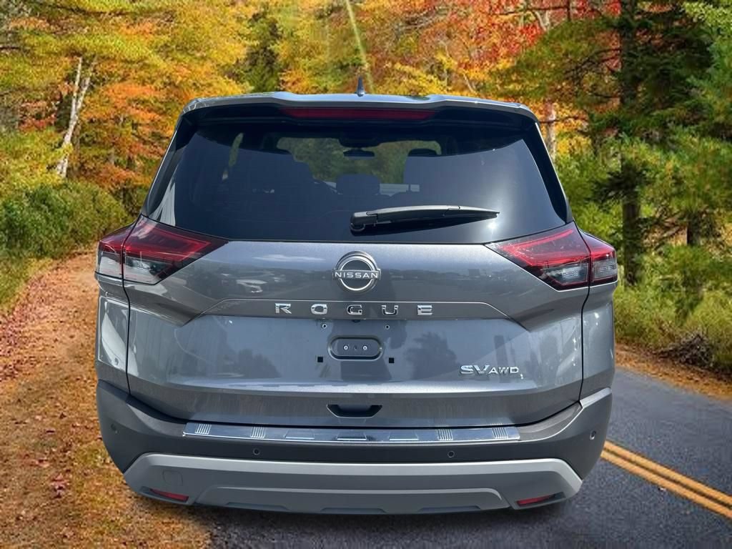 Used 2023 Nissan Rogue SV AWD/4WD image 5