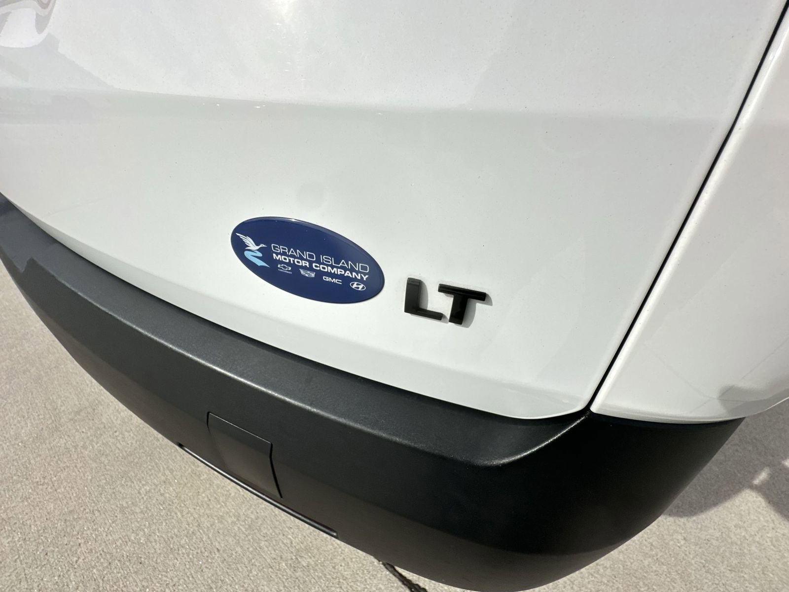 Used 2023 Chevrolet Traverse LT w/ Midnight/Sport Edition AWD/4WD image 31