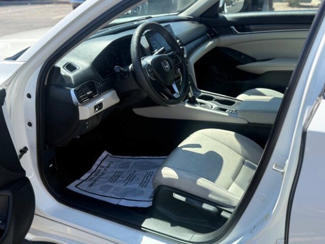 Used 2018 Honda Accord LX image 10