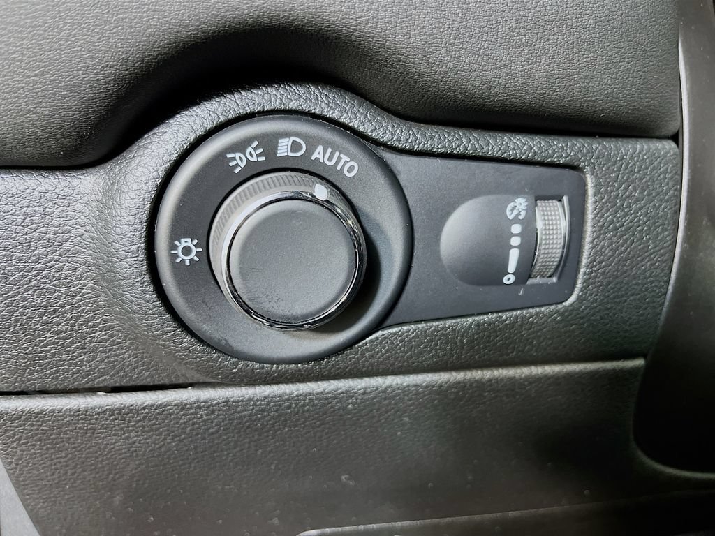 Used 2024 Dodge Durango R/T AWD/4WD image 13