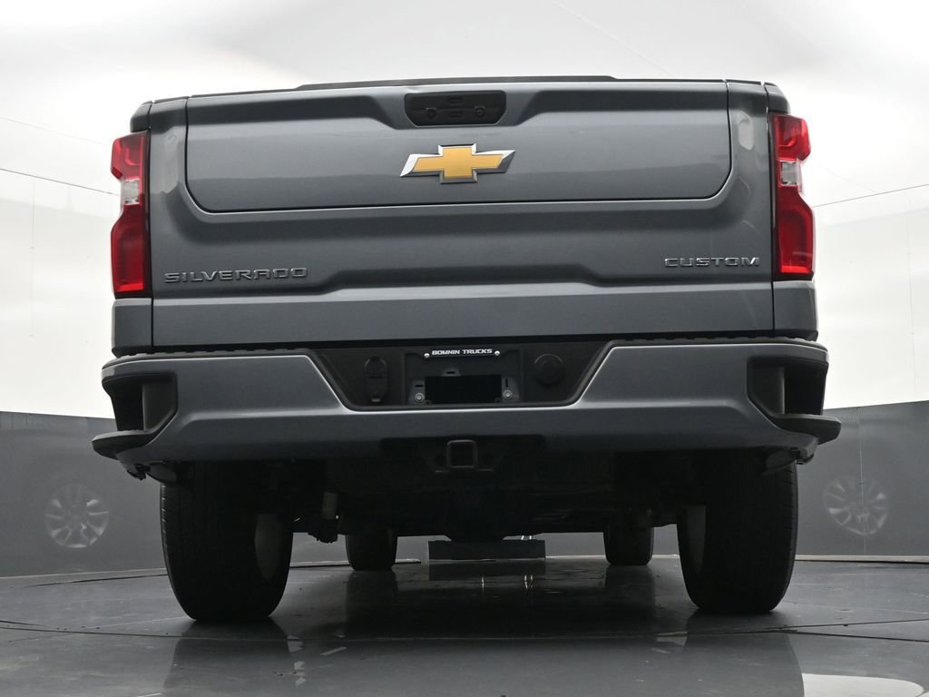 Used 2022 Chevrolet Silverado 1500 Custom RWD image 29