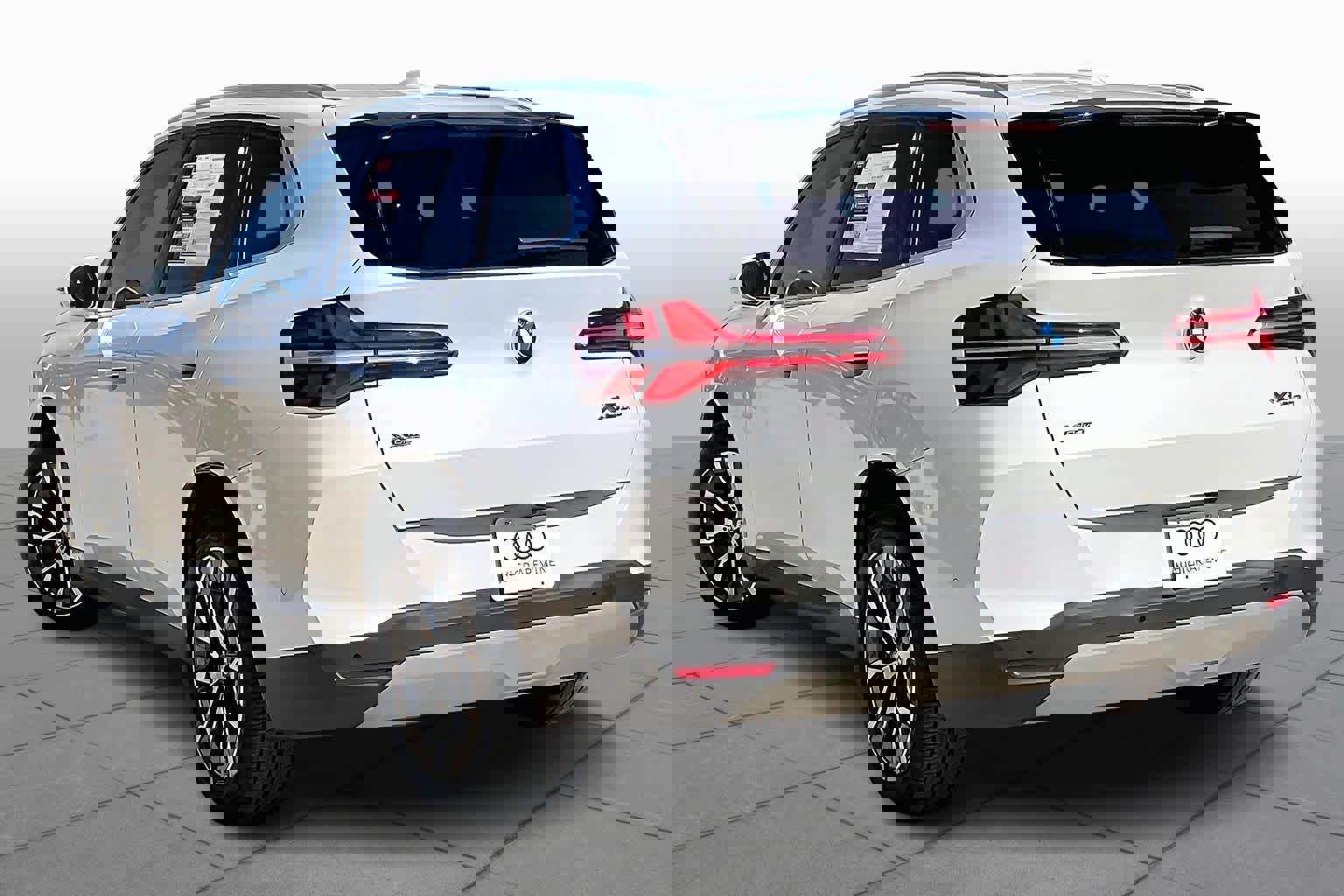Used 2025 BMW X3 xDrive30i image 12