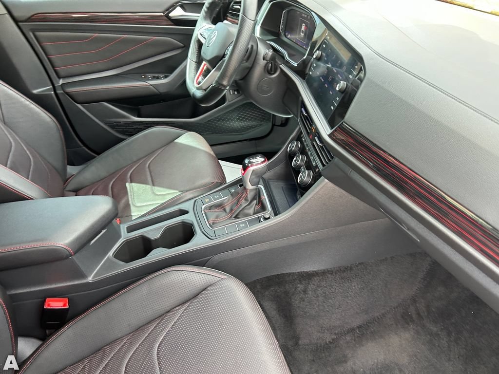 Used 2023 Volkswagen Jetta GLI Autobahn FWD image 13