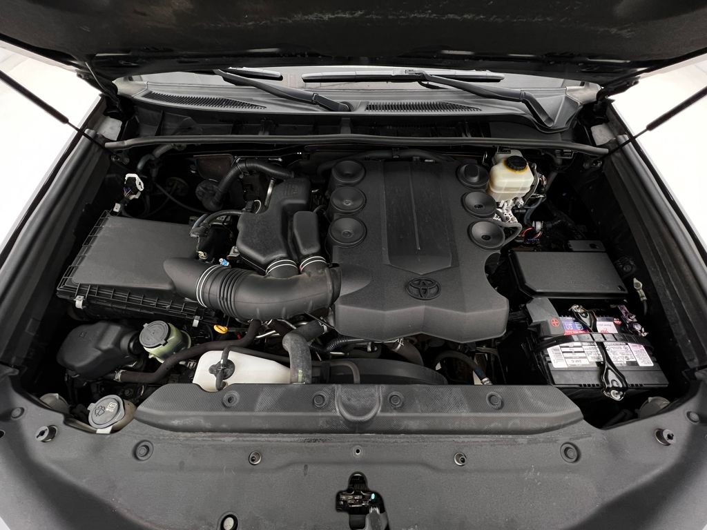 Used 2016 Toyota 4Runner Limited image 27