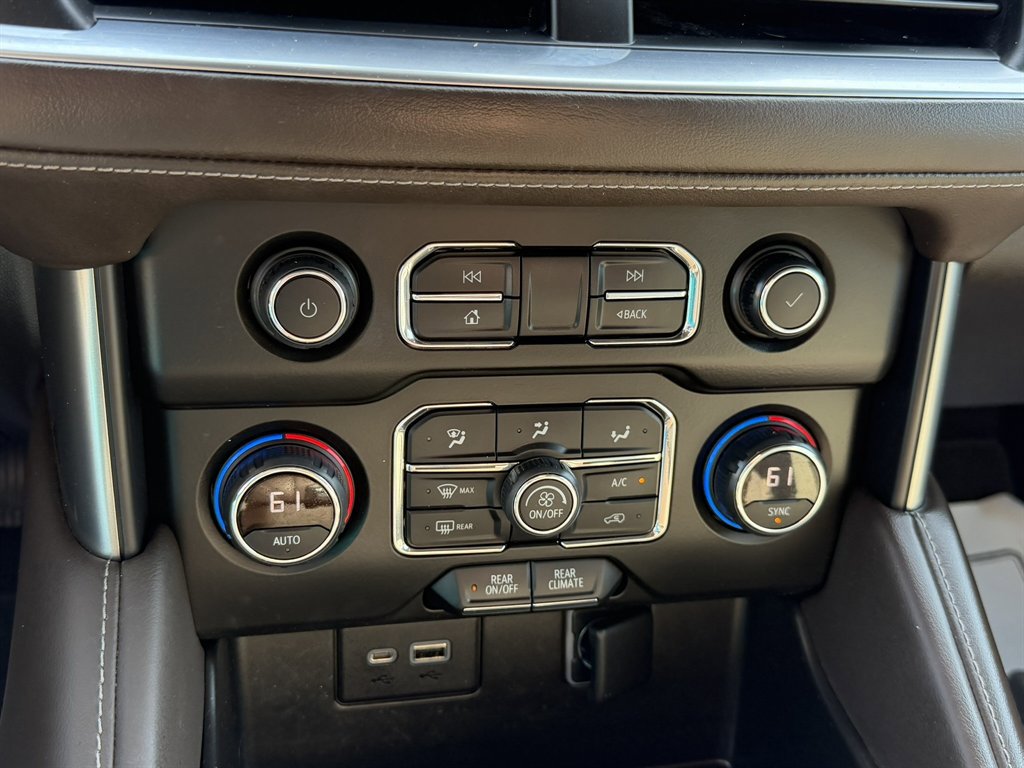 Used 2021 Chevrolet Suburban LS image 20