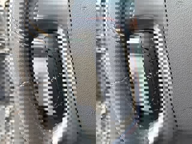 Used 2014 GMC Acadia SLE image 11