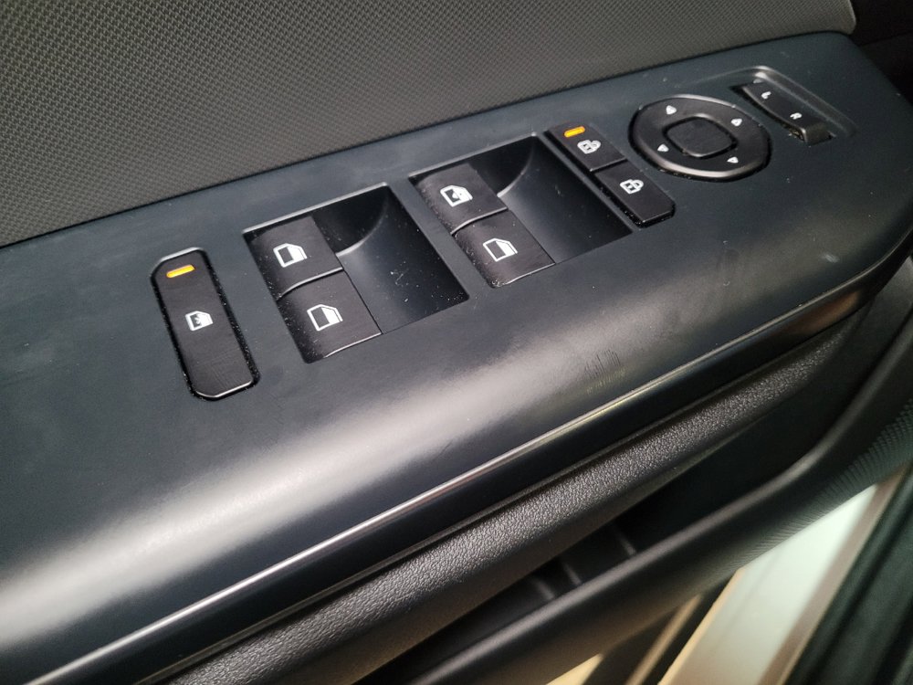 Used 2025 Kia K4 FWD image 27