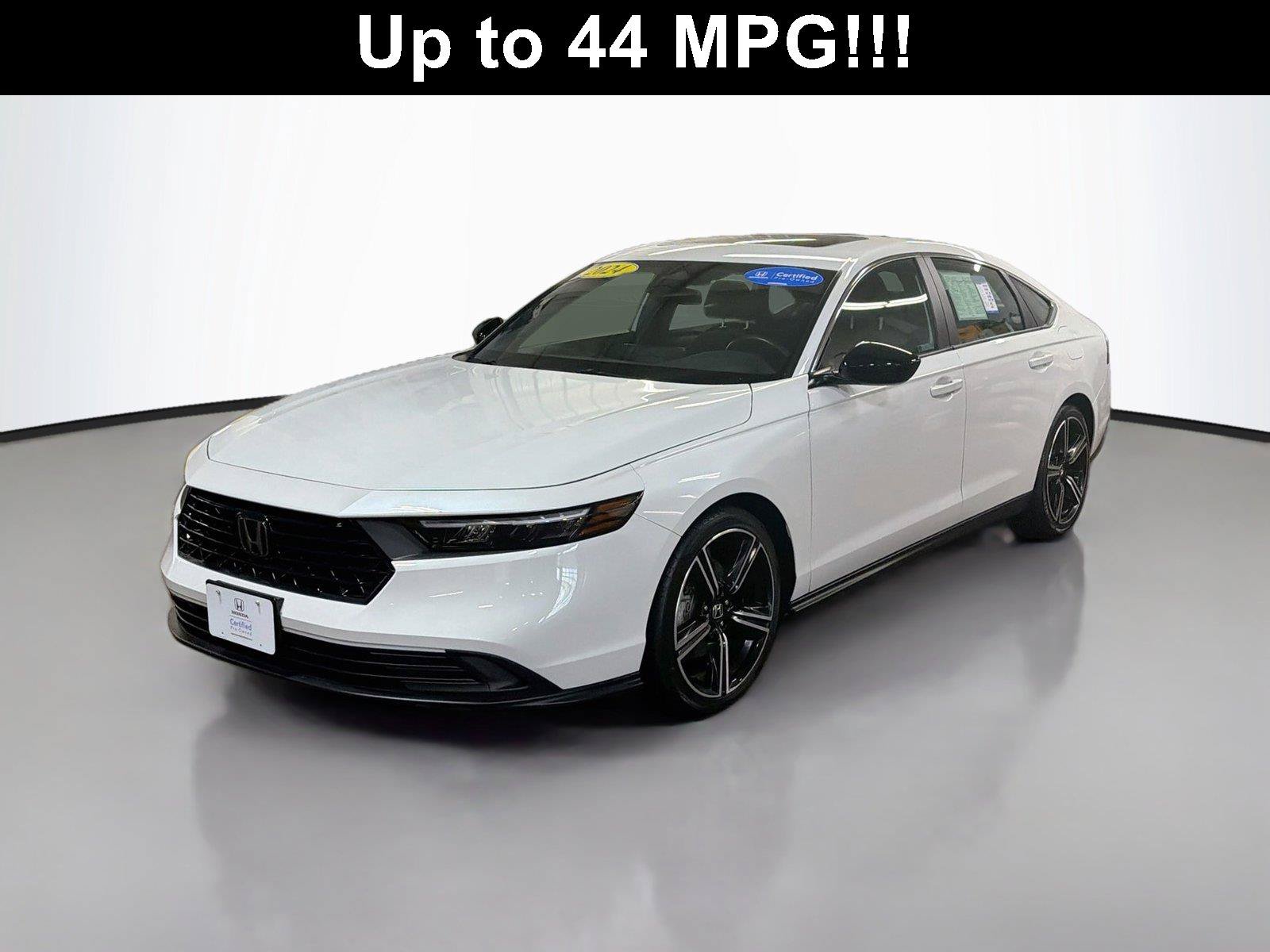 Used 2024 Honda Accord Sport image 4