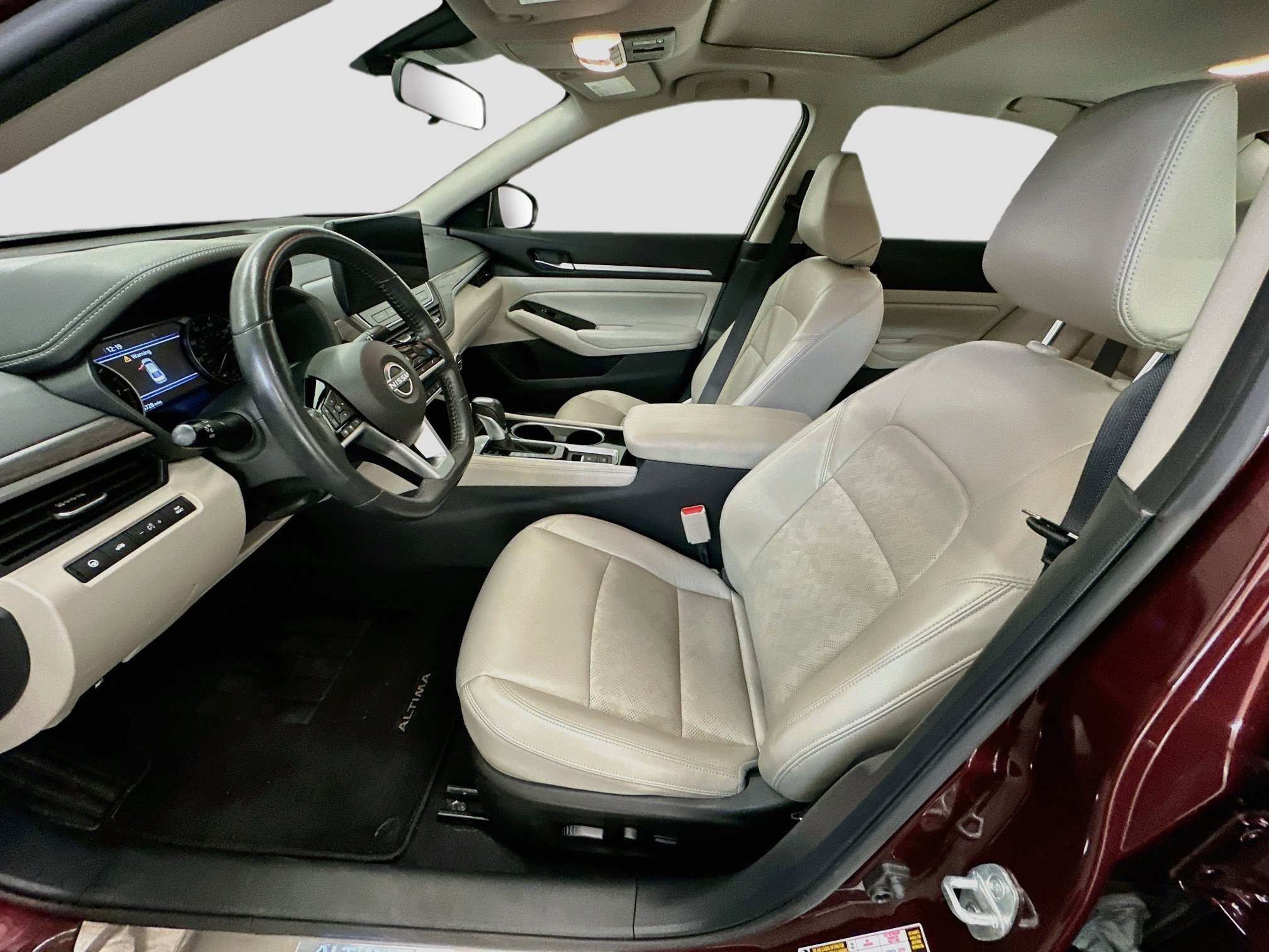 Used 2024 Nissan Altima 2.5 SL AWD/4WD image 13