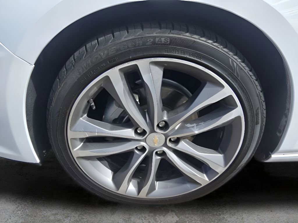 Used 2024 Chevrolet Malibu LT image 9