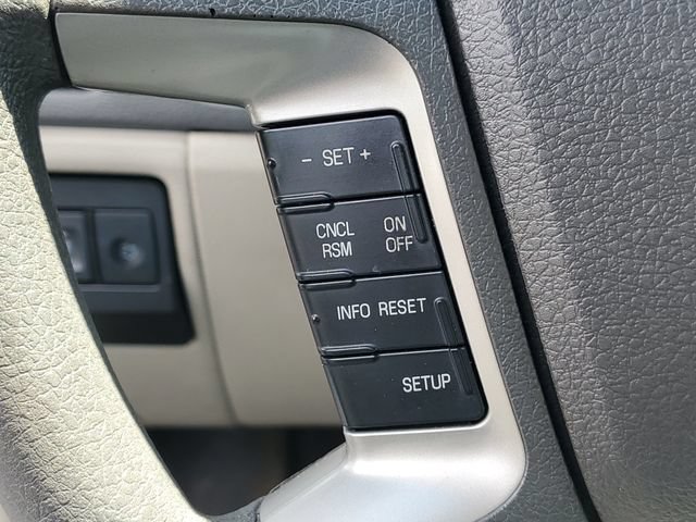 Used 2011 Ford Fusion SE FWD image 16