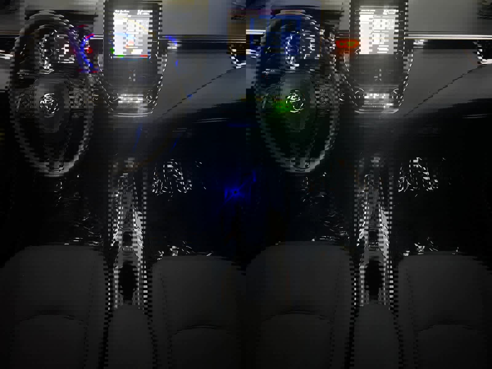 Used 2020 Toyota Corolla LE image 4