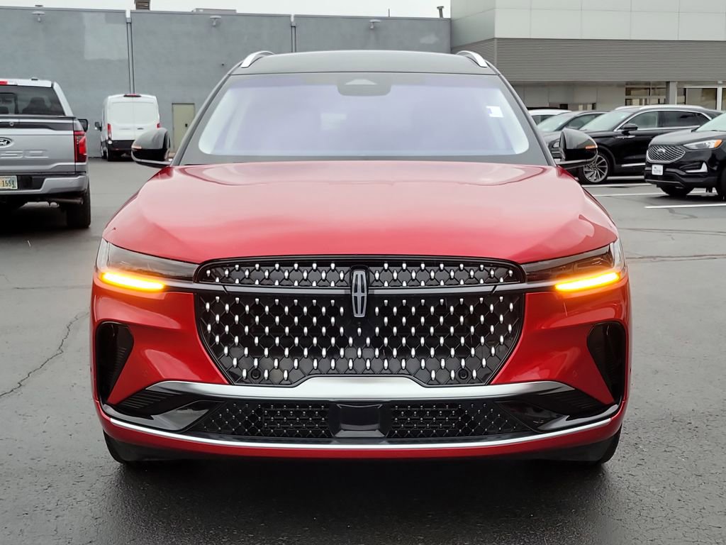 Certified 2024 Lincoln Nautilus Reserve image 2