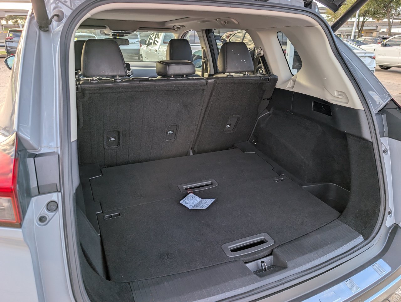 Used 2021 Nissan Rogue Platinum FWD image 30
