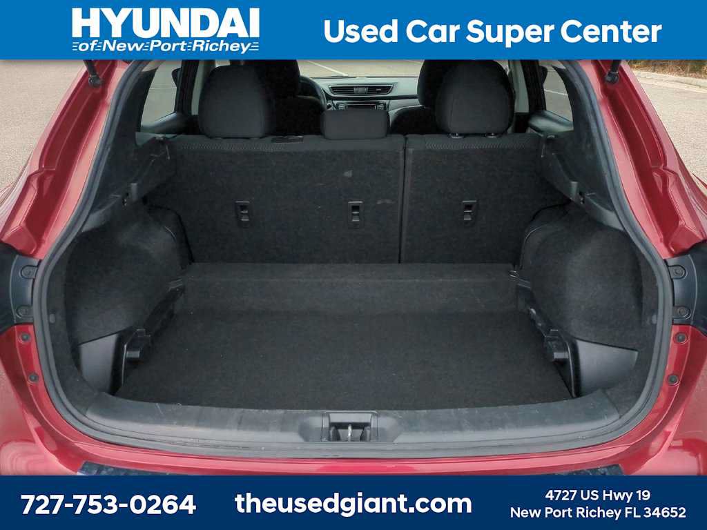 Used 2020 Nissan Rogue Sport S w/ Appearance Package FWD image 12