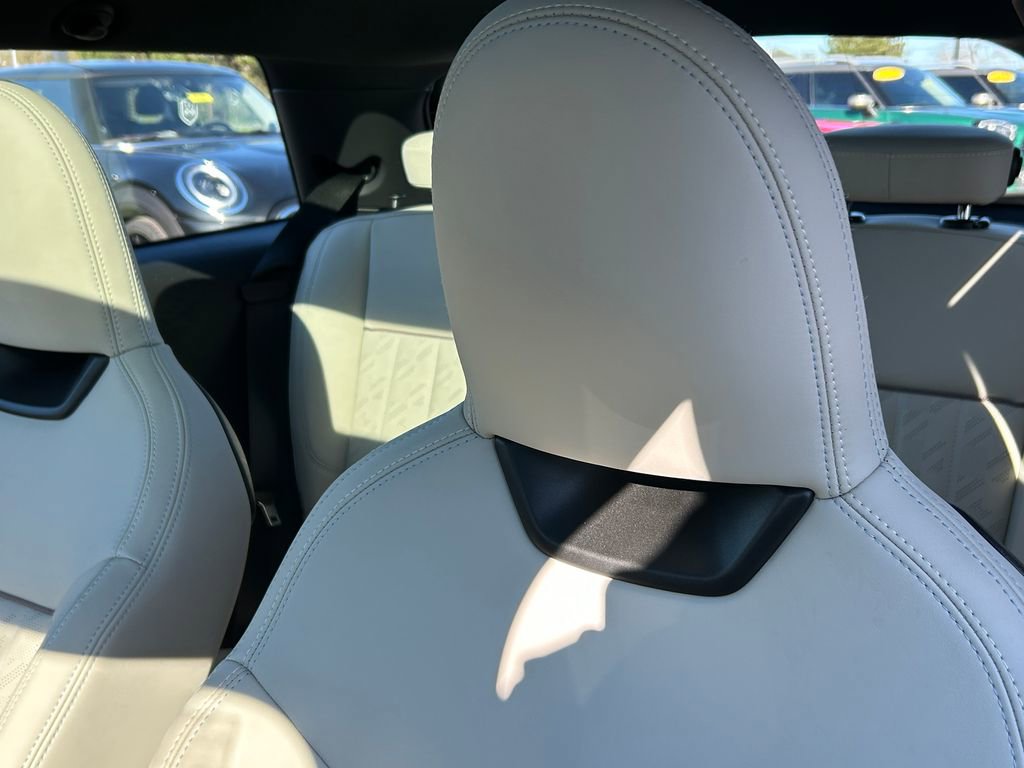 Used 2025 MINI Cooper S image 14