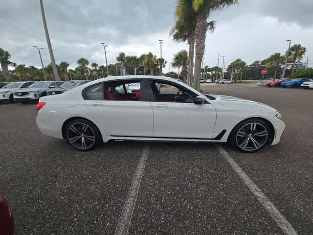 Used 2018 BMW 750i RWD image 9
