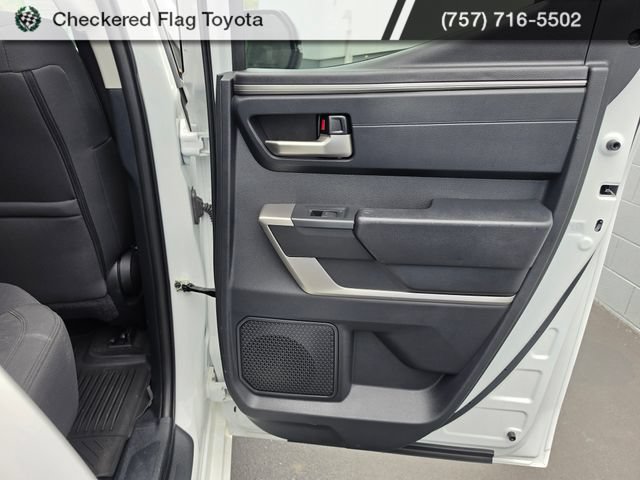 Used 2022 Toyota Tundra SR5 w/ SR5 Convenience Package AWD/4WD image 47