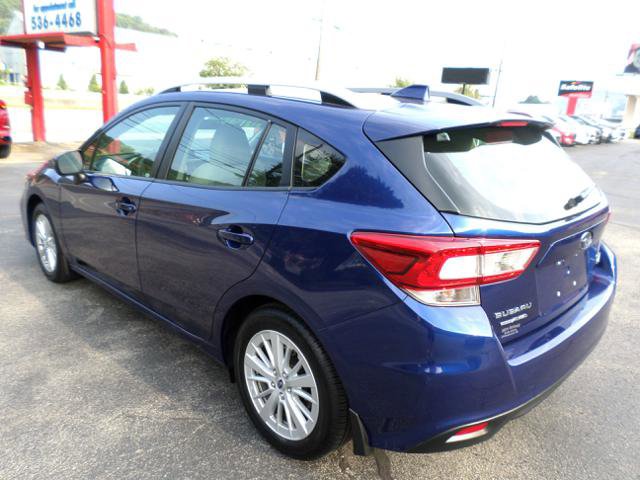 Used 2018 Subaru Impreza 2.0i Premium image 7