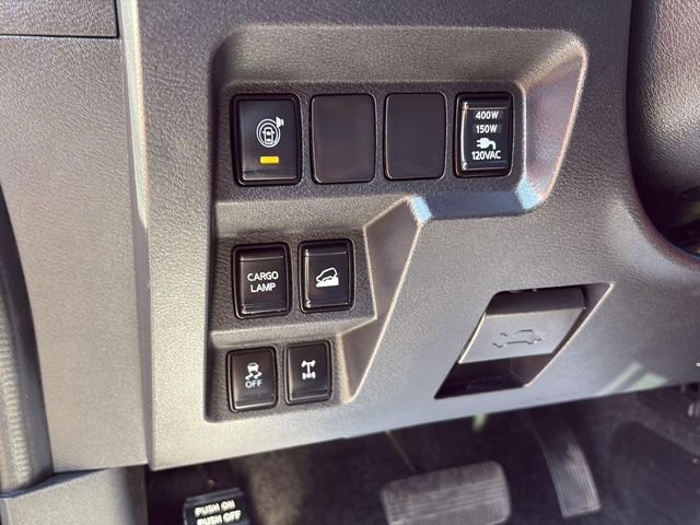 Used 2023 Nissan Frontier PRO-4X w/ Pro Convenience Package AWD/4WD image 8