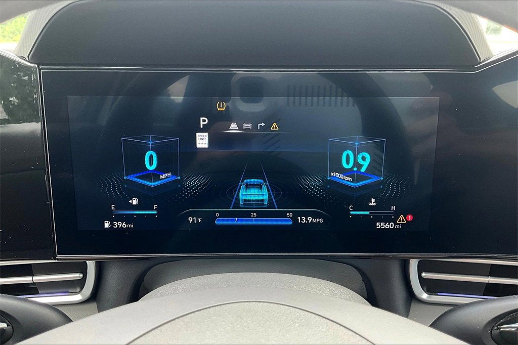 Used 2024 Hyundai Elantra SEL image 20