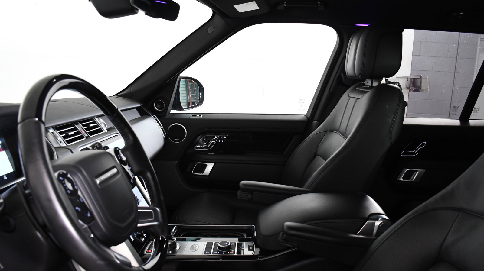 Used 2021 Land Rover Range Rover Westminster Edition image 20