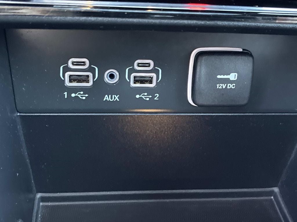 Certified 2025 Jeep Grand Cherokee Limited AWD/4WD image 30