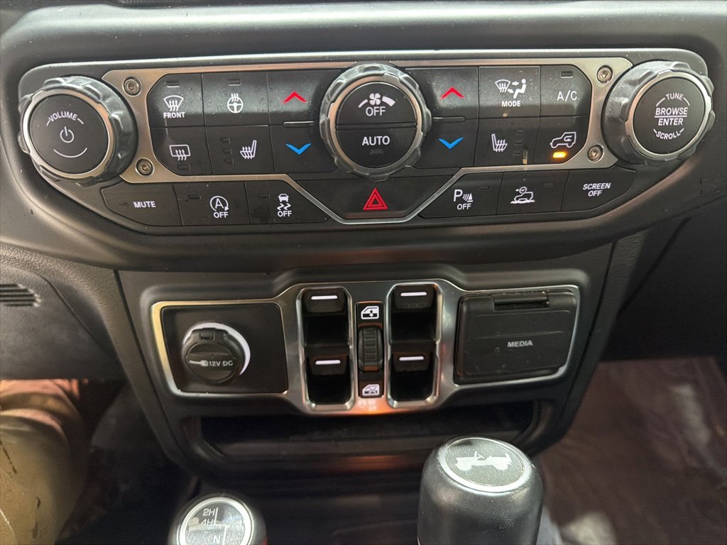 Used 2021 Jeep Wrangler Unlimited Sahara image 30