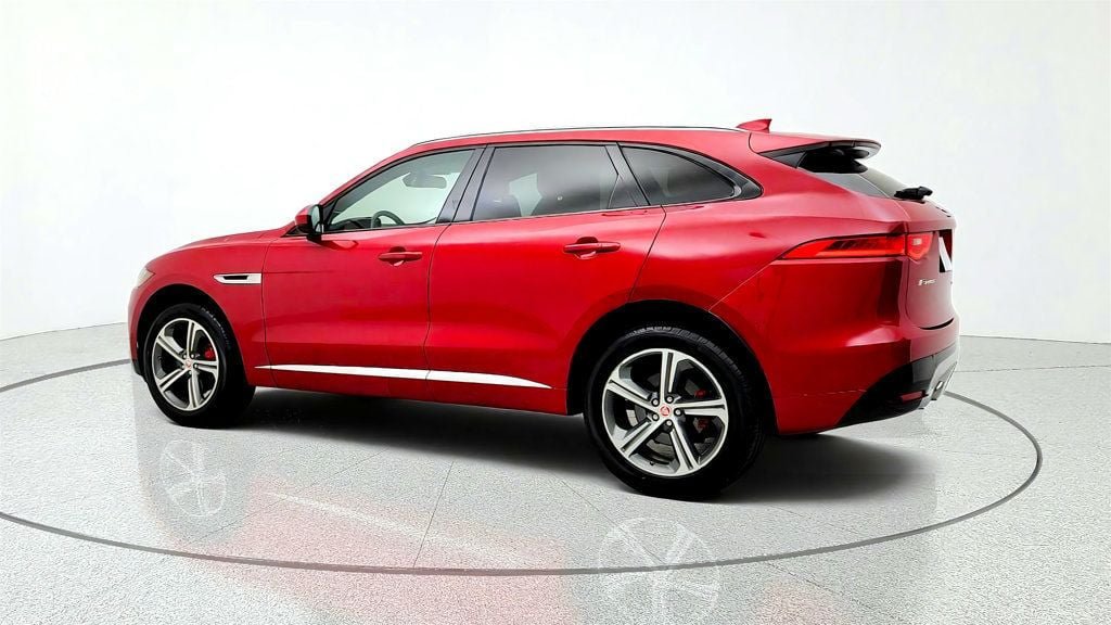Used 2018 Jaguar F-PACE S AWD/4WD image 7
