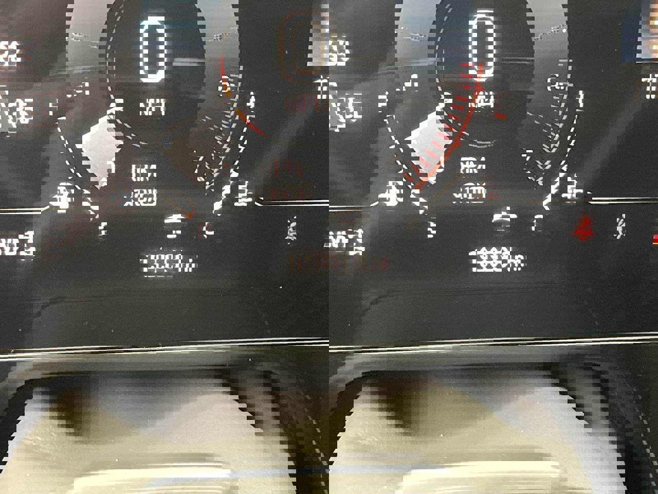 Certified 2025 GMC Yukon XL Denali Ultimate w/ LPO, Floor Liner Package image 19