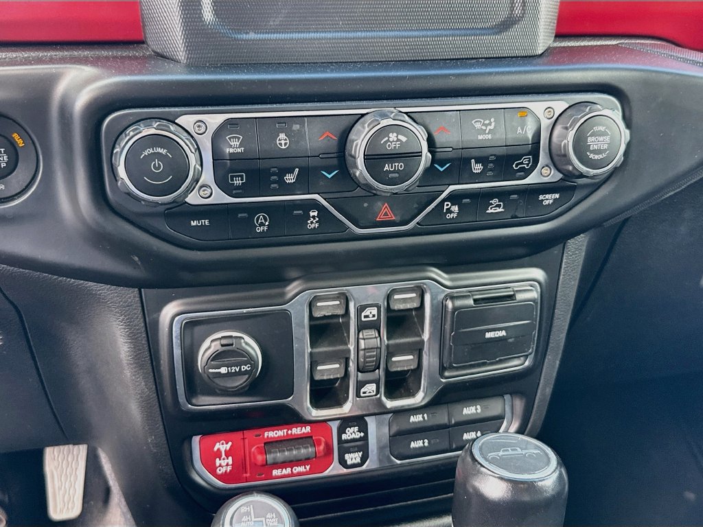 Certified 2021 Jeep Gladiator Rubicon w/ Cold Weather Group AWD/4WD image 15