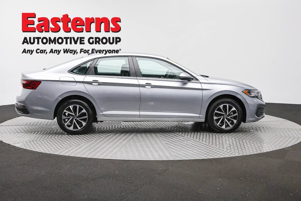 Used 2024 Volkswagen Jetta S FWD image 4