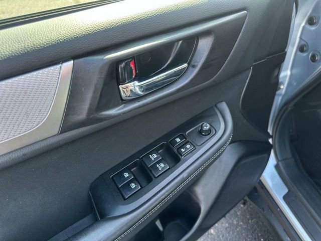 Used 2016 Subaru Outback 2.5i Premium image 15