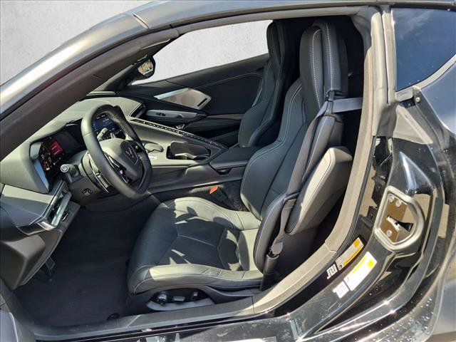 Used 2023 Chevrolet Corvette Stingray Preferred Cpe w/ Z51 Performance Package RWD image 17