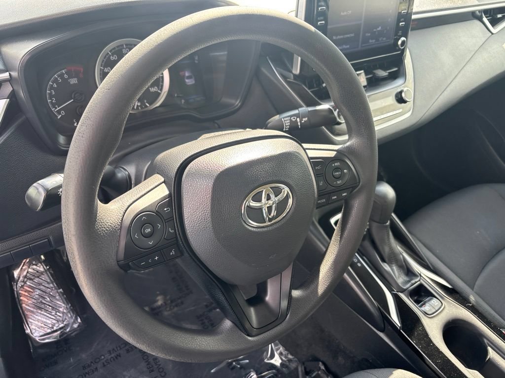 Used 2020 Toyota Corolla LE FWD image 13