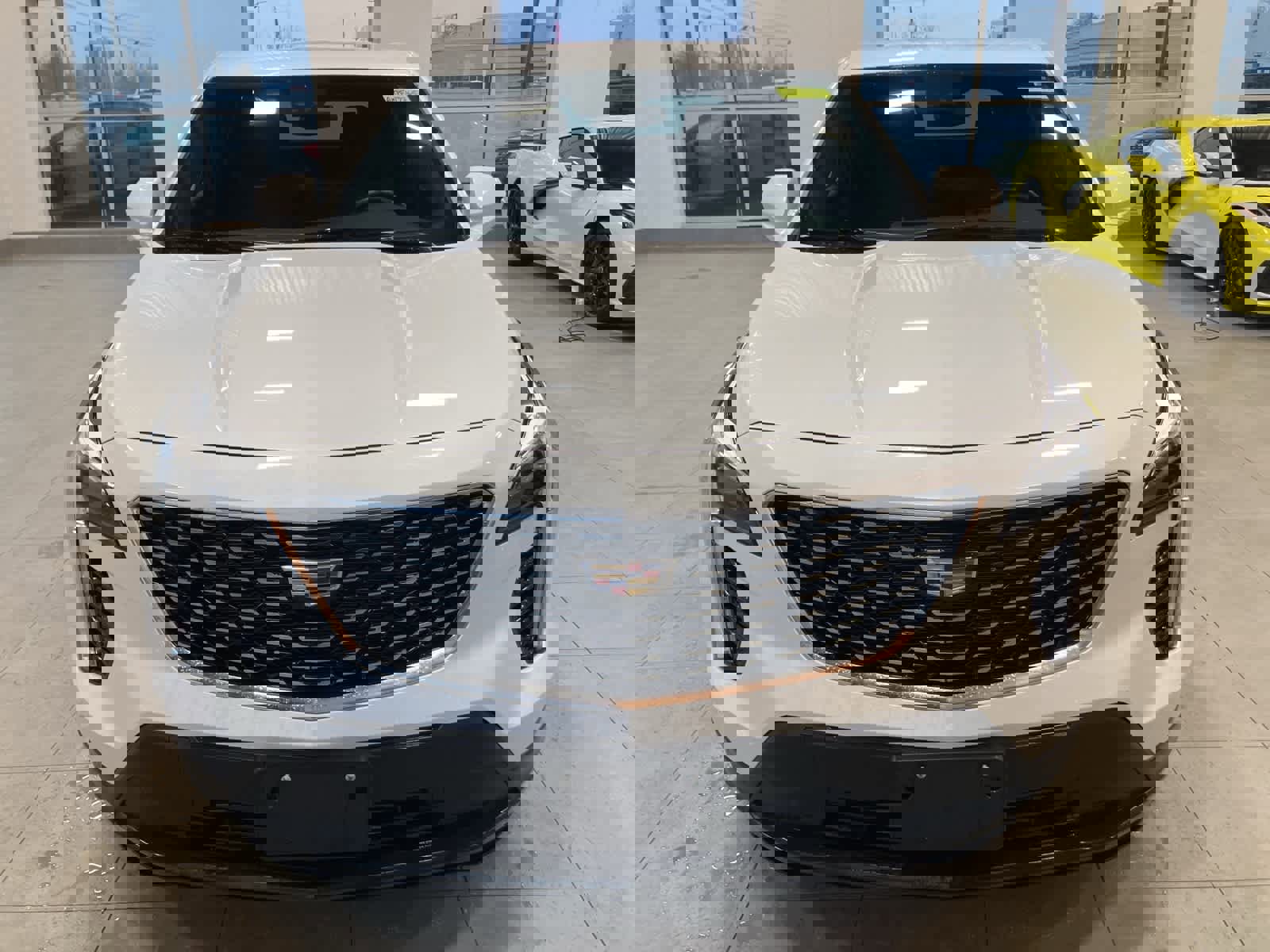 Used 2023 Cadillac XT4 Luxury image 2