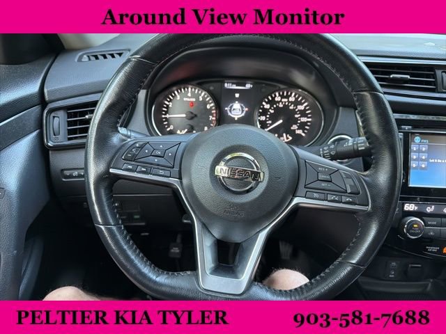 Used 2017 Nissan Rogue SV w/ SV Premium Package image 20