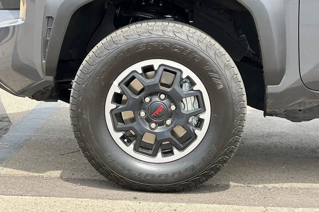 Certified 2024 Toyota Tacoma TRD Off-Road w/ TRD Off Road Upgrade Package AWD/4WD image 27