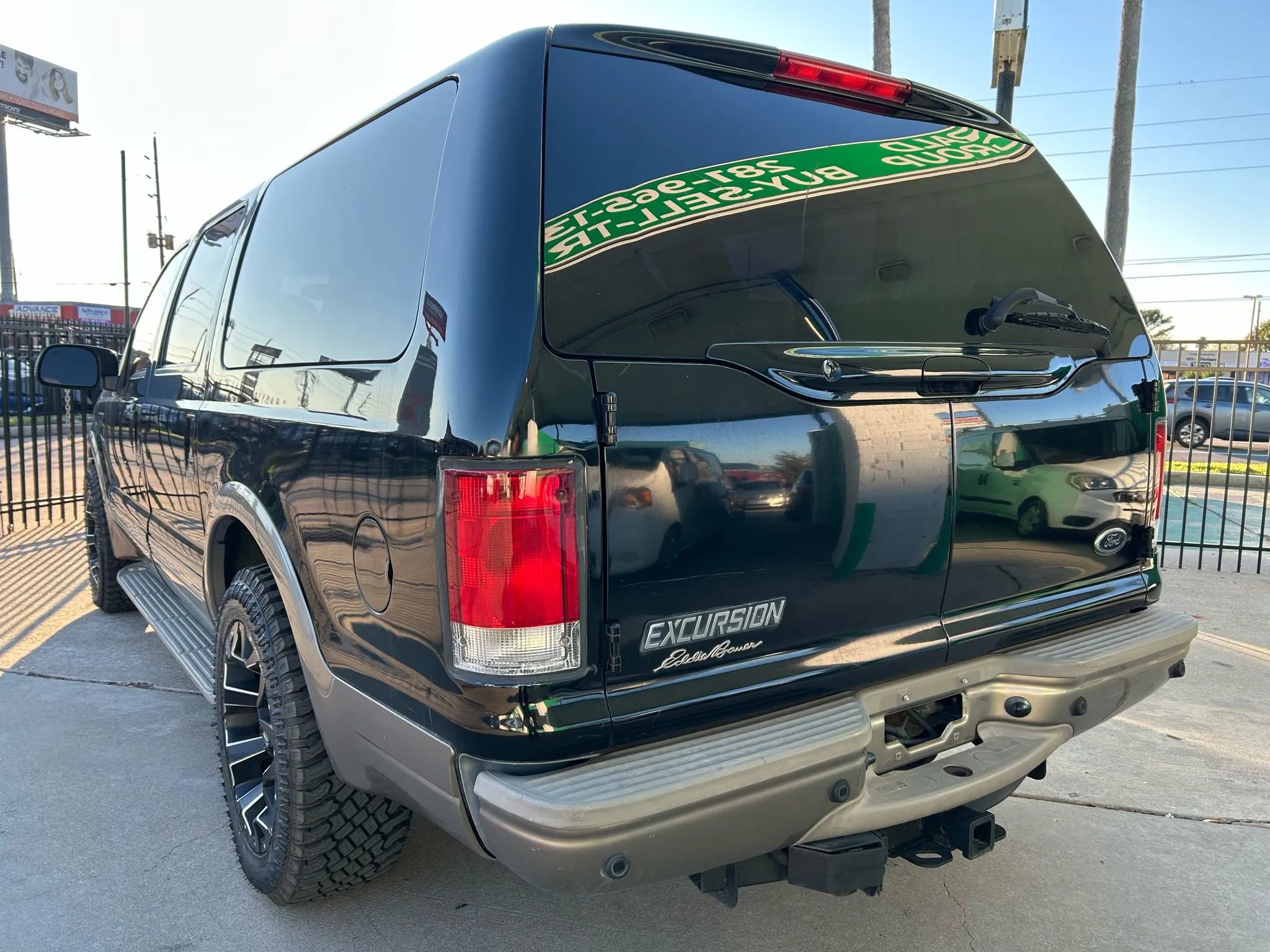 Used 2003 Ford Excursion Eddie Bauer image 4