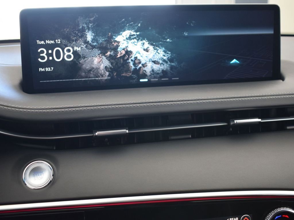 Used 2025 Genesis GV70 2.5T w/ Sport Prestige Package image 35