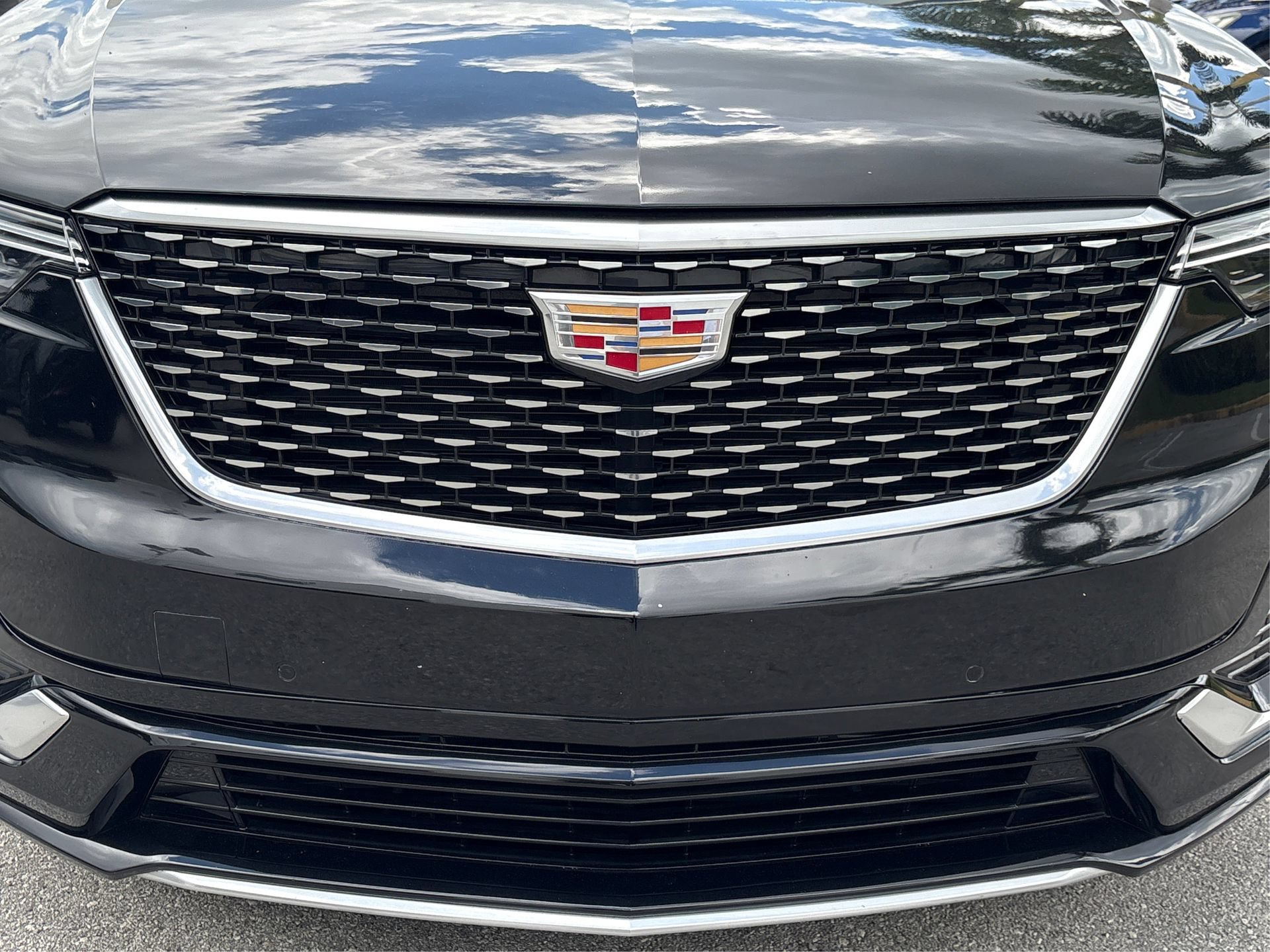 Certified 2024 Cadillac XT6 Luxury FWD image 17