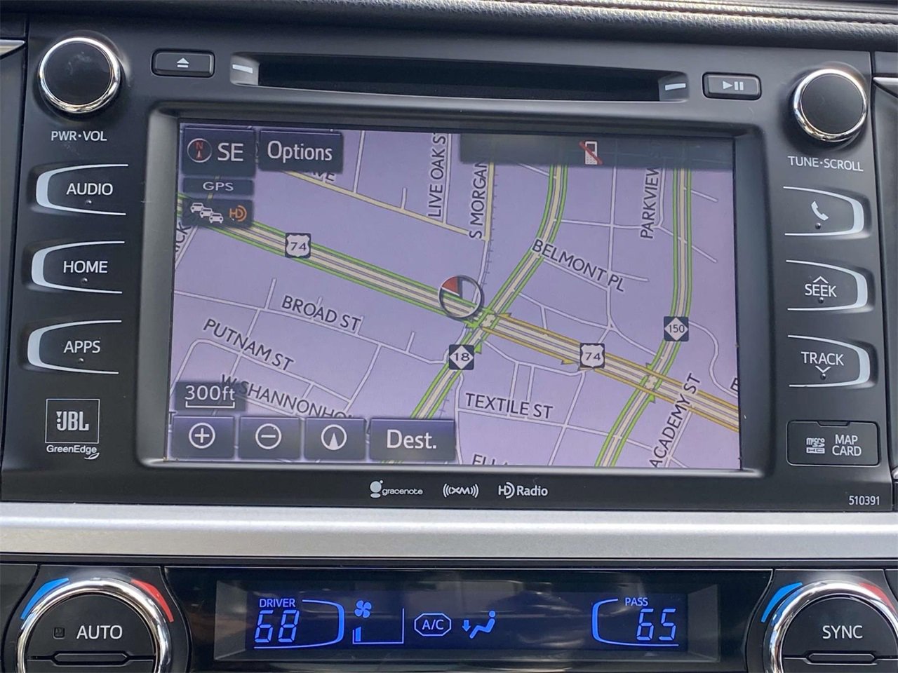 Used 2019 Toyota Highlander AWD V6 image 31